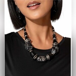 Paparazzi In Good Glazes Necklace with Earrings